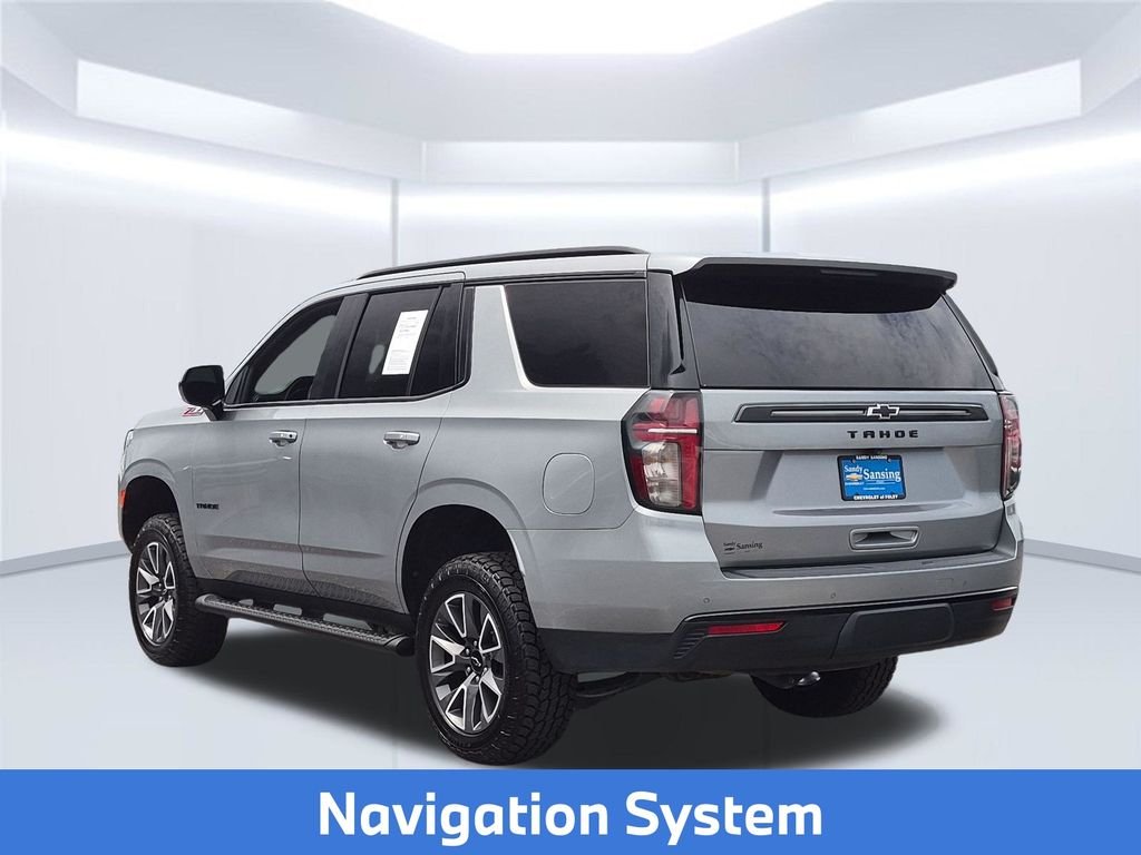 Used 2023 Gray Chevrolet Z71 image 3