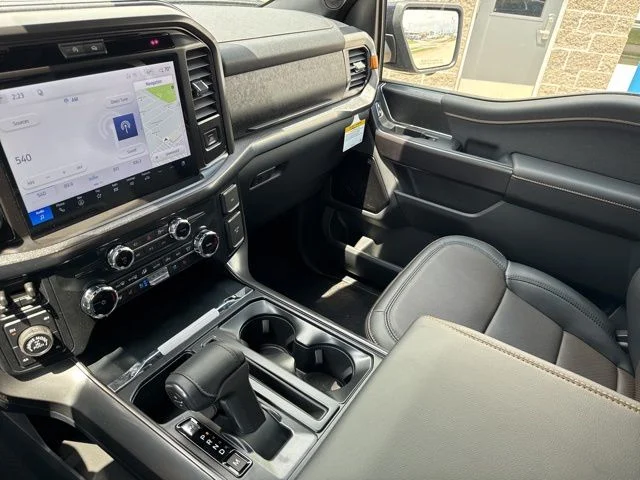 New 2026 Antimatter Blue Metallic Ford Tremor® image 27