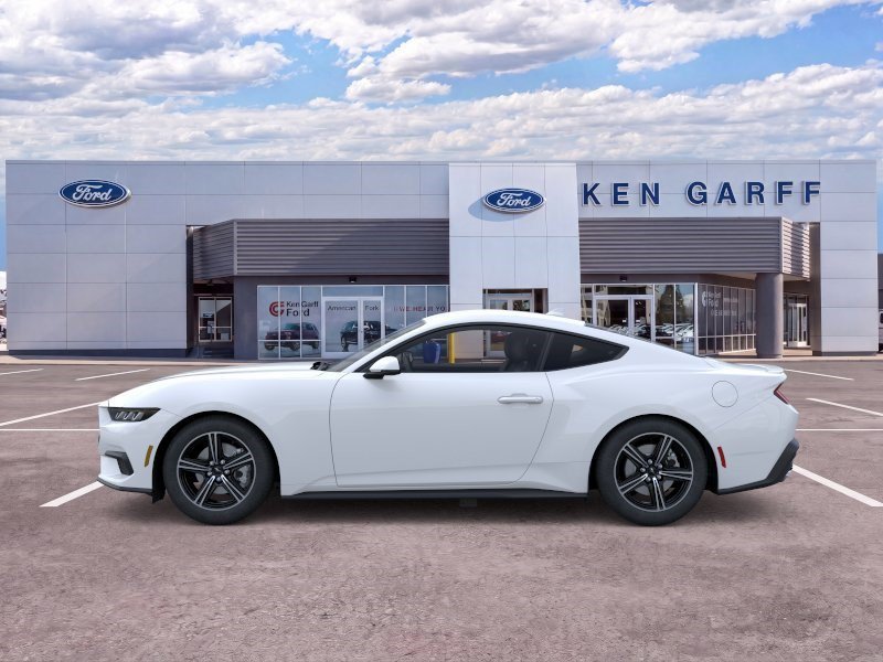 New 2025 Oxford White Ford EcoBoost Premium image 3