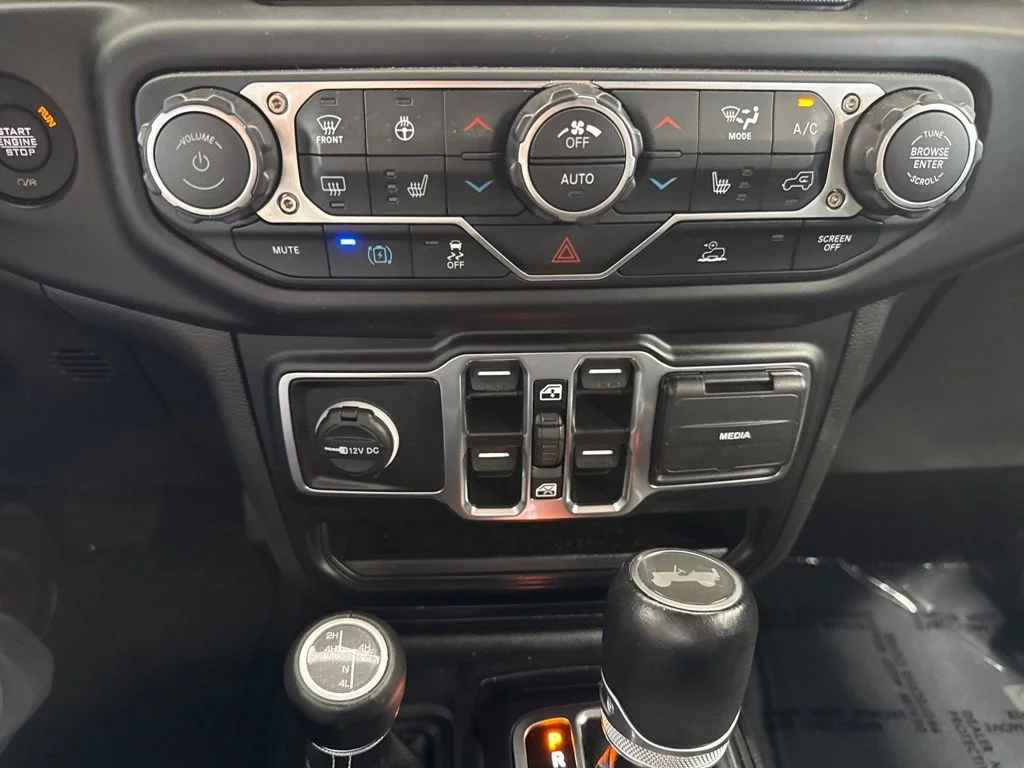 Used 2023 Green Jeep Sahara 4xe image 19
