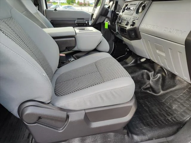 Used 2015 White Oxford White Ford 4WD SUPERCAB 158  XL image 24