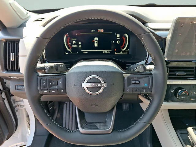 New 2026 Everest White Pearl TriCoat Nissan SL image 12