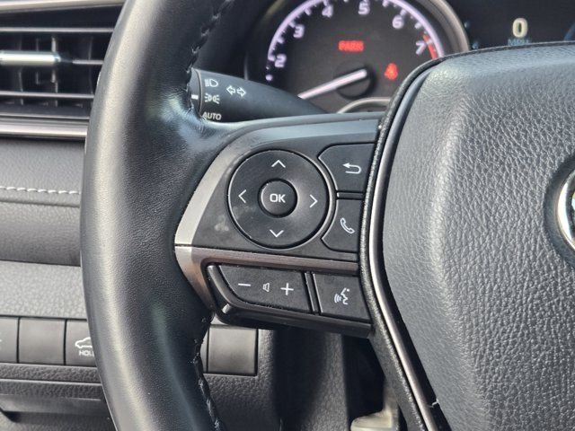 Used 2021 White Toyota SE image 28