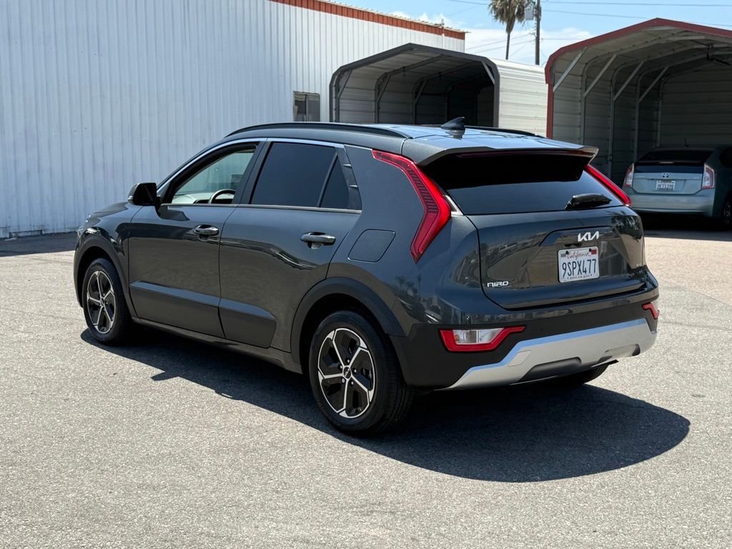 Used 2025 Gray Kia EX image 8