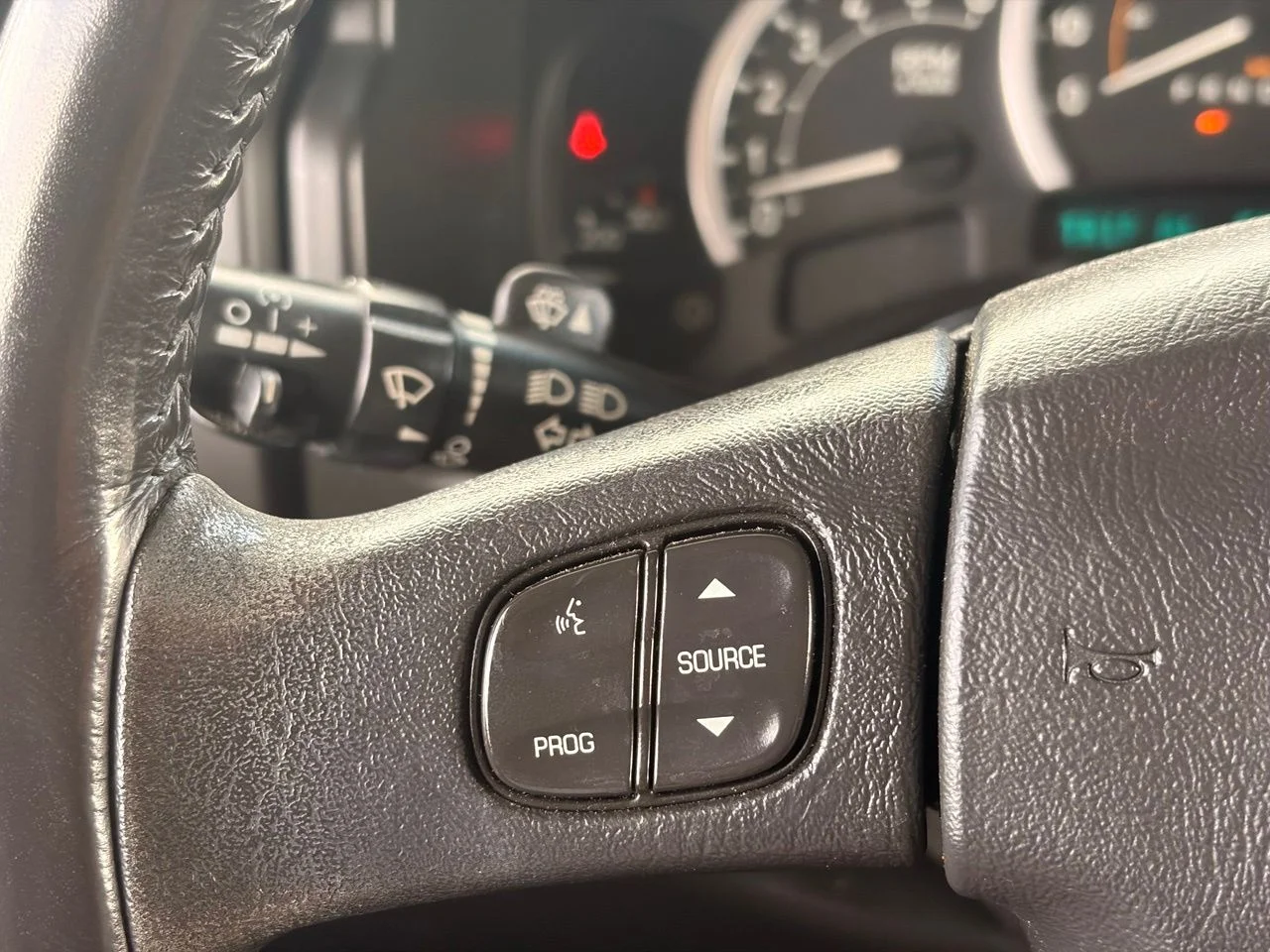 Used 2006 Black HUMMER Base image 28