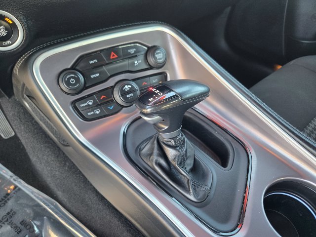 Used 2021 White Dodge SXT image 13