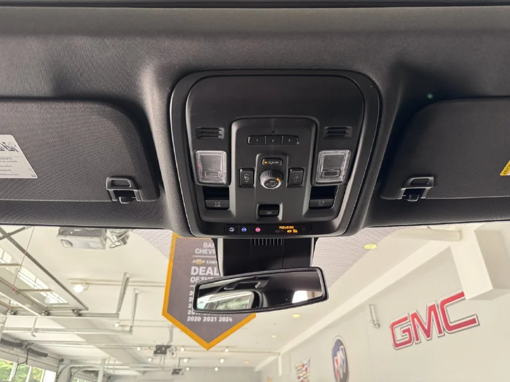 2023 GMC Yukon XL SLT - Photo 31