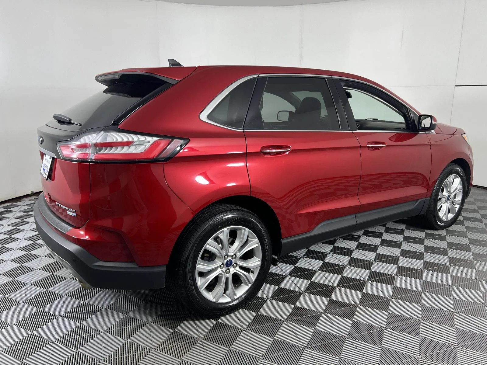 Used 2020 Rapid Red Metallic Tinted Clearcoat Ford Titanium image 11