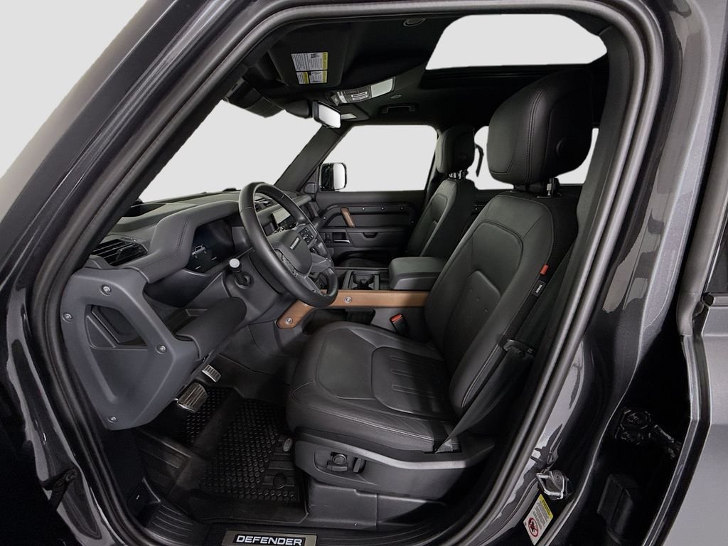 Used 2024 Carpathian Grey Premium Metallic Land Rover X image 19