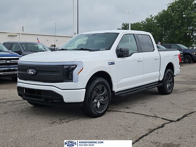 2025 Ford F-150 Lightning Flash