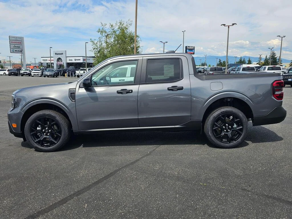 New 2026 Carbonized Gray Metallic Ford XLT image 2