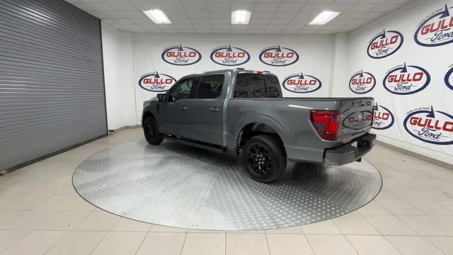 New 2026 Carbonized Gray Metallic Ford XLT image 9