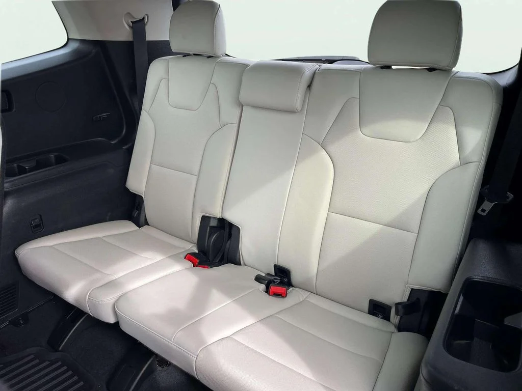 Certified Used 2024 Gravity Gray Kia EX image 31