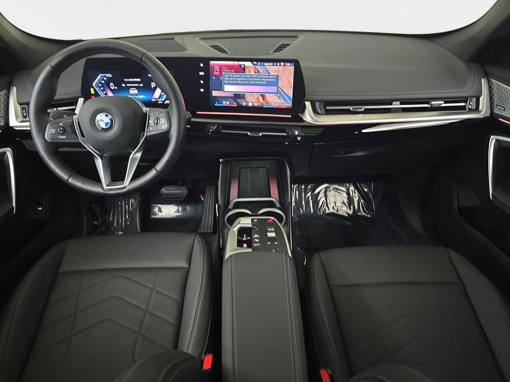 Used 2025 Silver Metallic BMW xDrive28i image 12