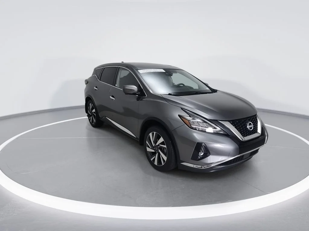 Used 2024 Gray Nissan SL image 3