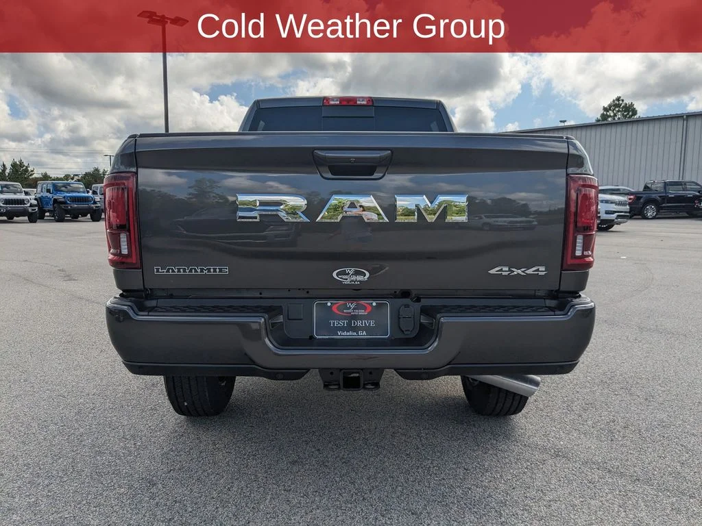 New 2025 Granite Crystal Metallic Clear-Coat Exterior Paint RAM Laramie image 7