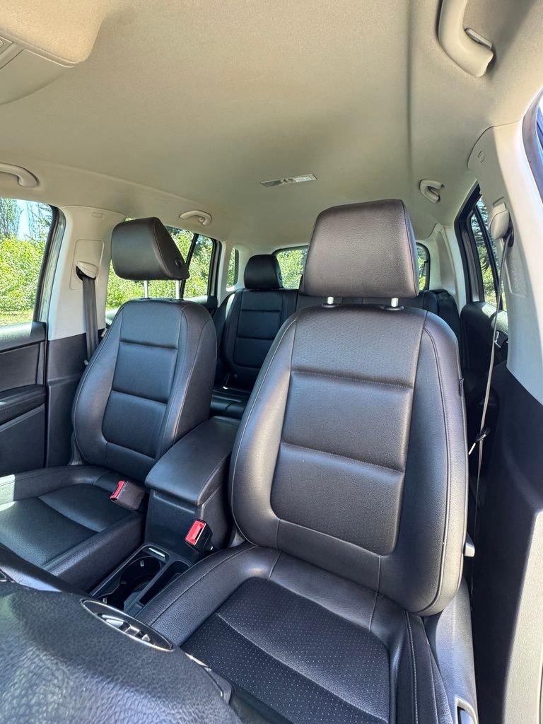 Used 2017 Pepper / Gray Volkswagen 2.0T S image 34