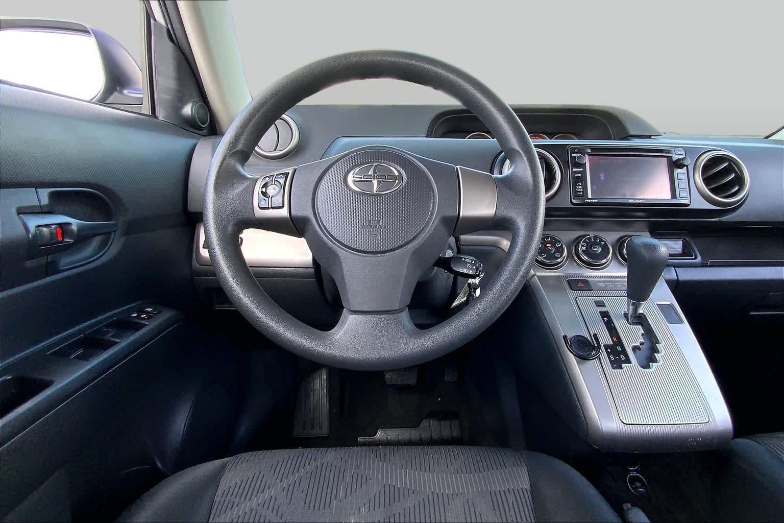 Used 2014 Classic Silver Metallic Scion  image 6