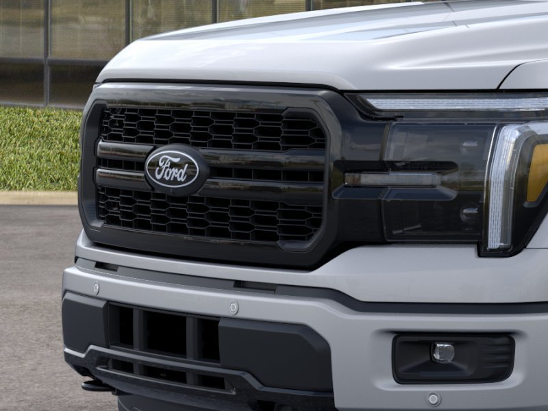 New 2026 Iconic Silver Metallic Ford LARIAT image 17