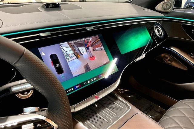 New 2027 Emerald Green Metallic Mercedes-Benz S 580 image 49