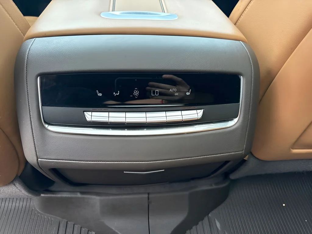 Used 2022 White Cadillac Premium Luxury image 15