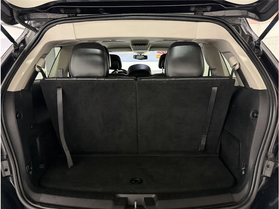 Used 2017 Pitch Black Clearcoat Dodge Crossroad Plus image 21