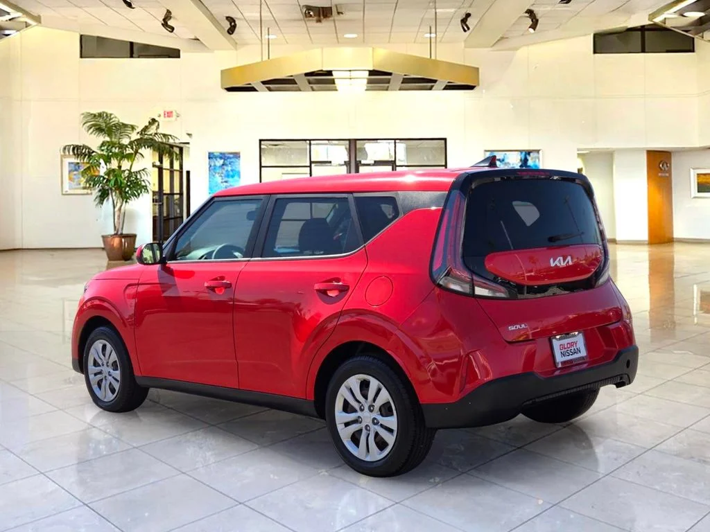 2023 Kia Soul LX - Photo 7