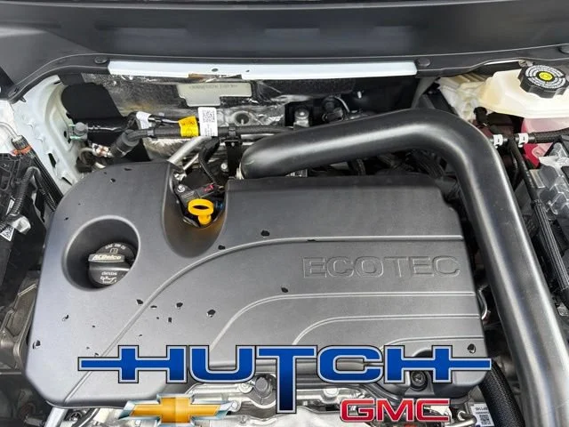 New 2027 Summit White Chevrolet LT image 12