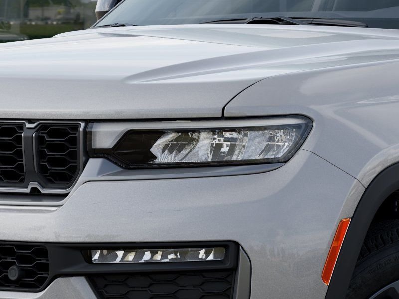 New 2026 Silver Zynith Jeep Limited image 10