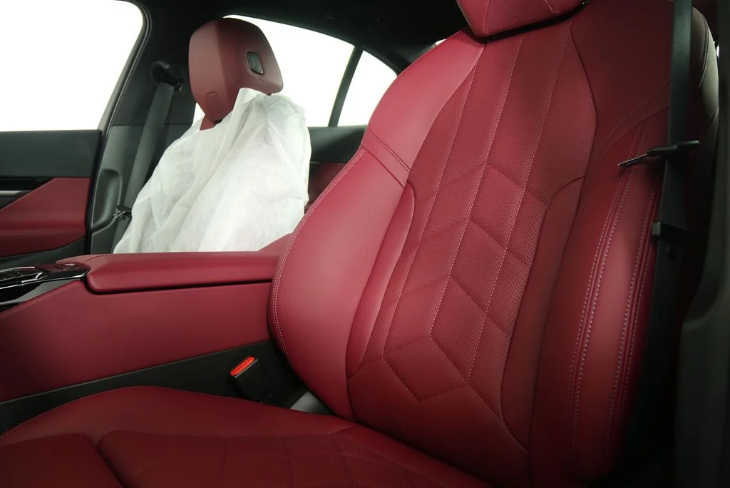 2026 BMW 5 Series 530i - Photo 10