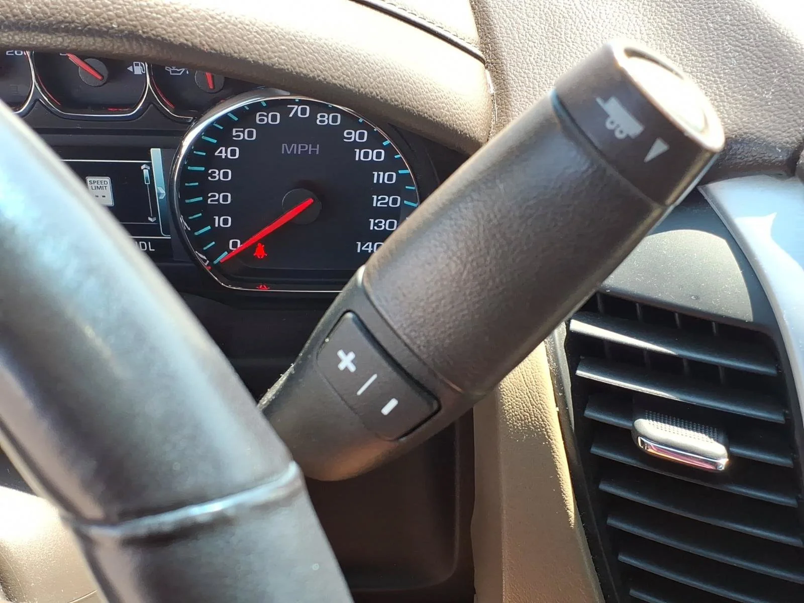 Used 2020 Onyx Black GMC SLT image 10