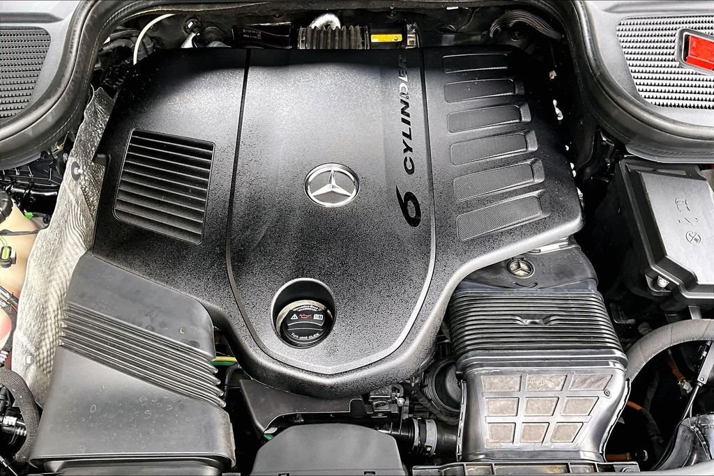 Certified Used 2024 Black Mercedes-Benz GLS 450 image 34