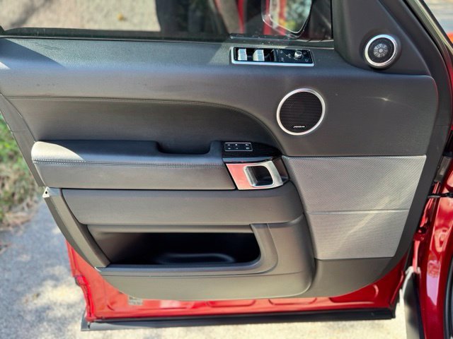 Used 2022 Firenze Red Metallic Land Rover HSE Silver Edition image 8