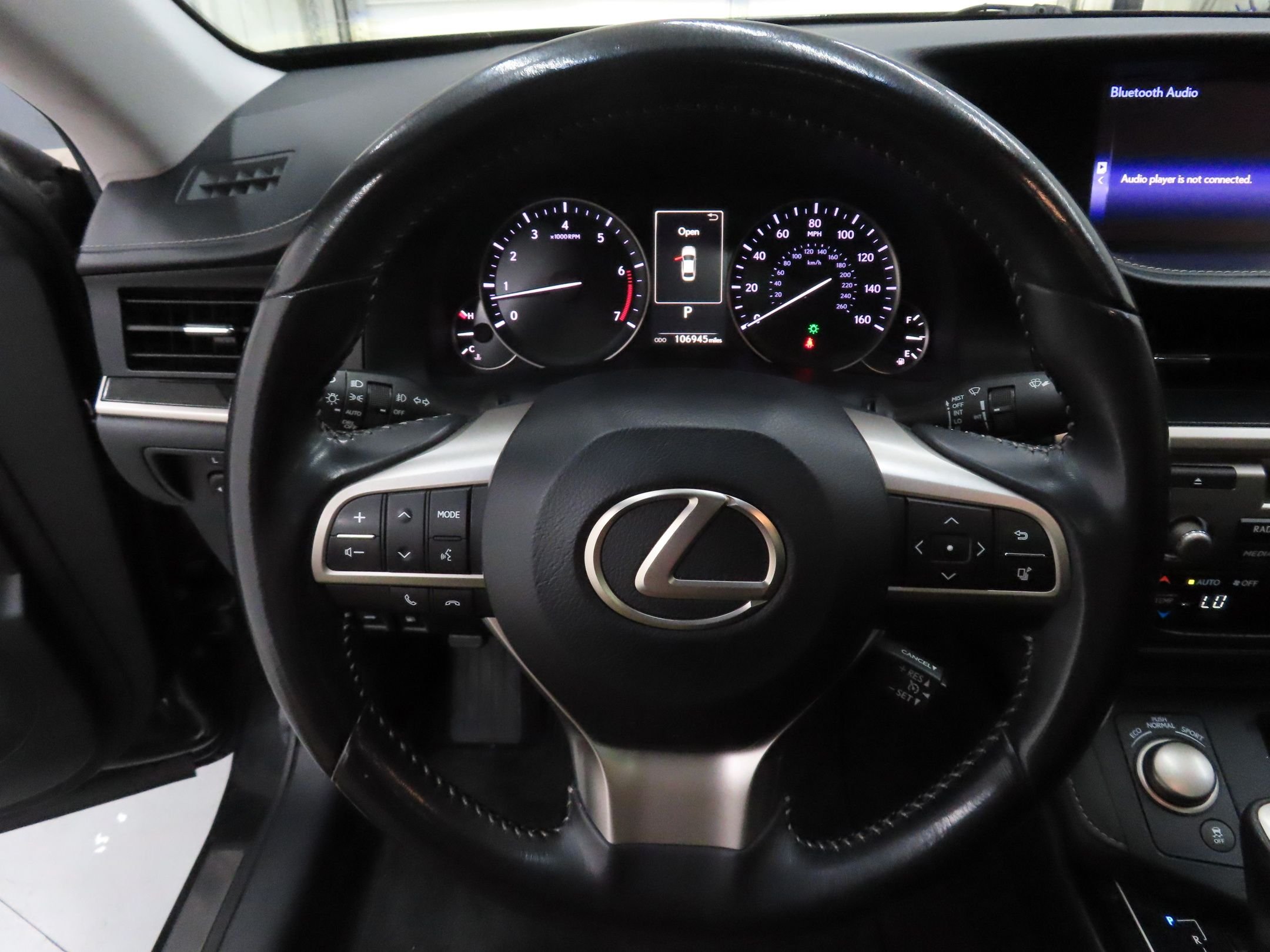 Used 2016  Lexus 350 image 15