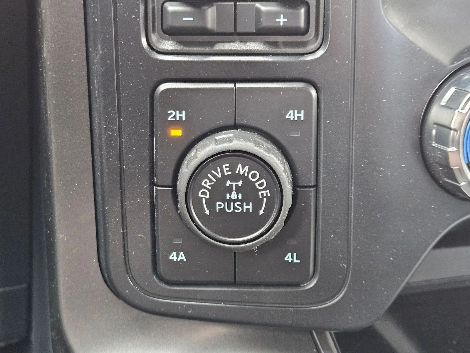 Used 2025 Black Metallic Ford Tremor image 16