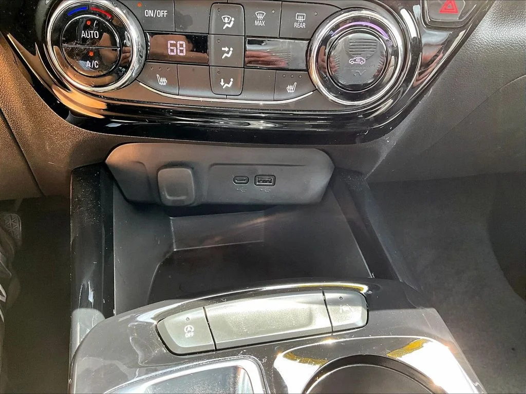 Certified Used 2025 Black Chevrolet ACTIV image 20