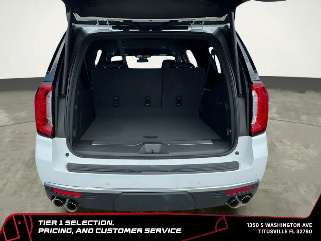Used 2024 Summit White GMC Denali image 10