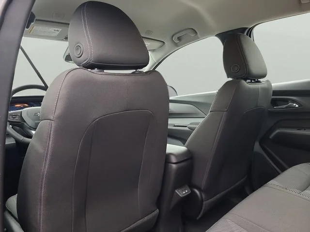 New 2027 Mosaic Black Metallic Chevrolet LT image 8