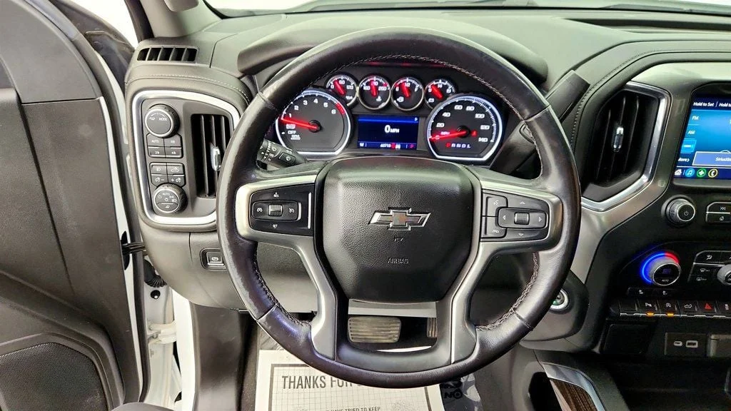 Used 2022 Iridescent Pearl Tricoat Chevrolet 4WD Crew Cab 147