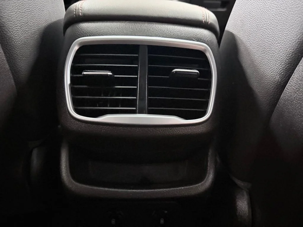 Used 2020 Black Hyundai SEL image 28