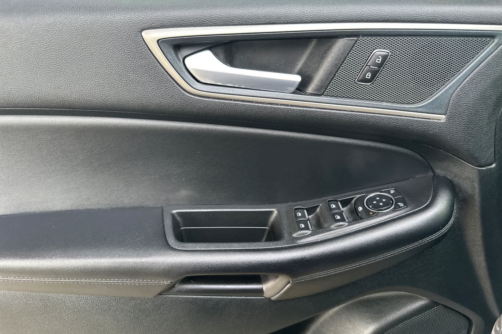 Used 2024 Carbonized Gray Metallic Ford SEL image 12