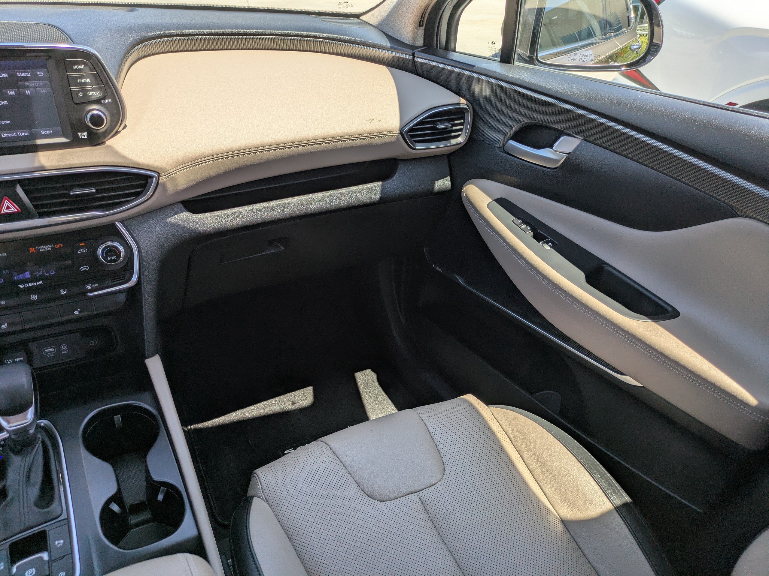 2019 Hyundai Santa Fe Limited - Photo 16