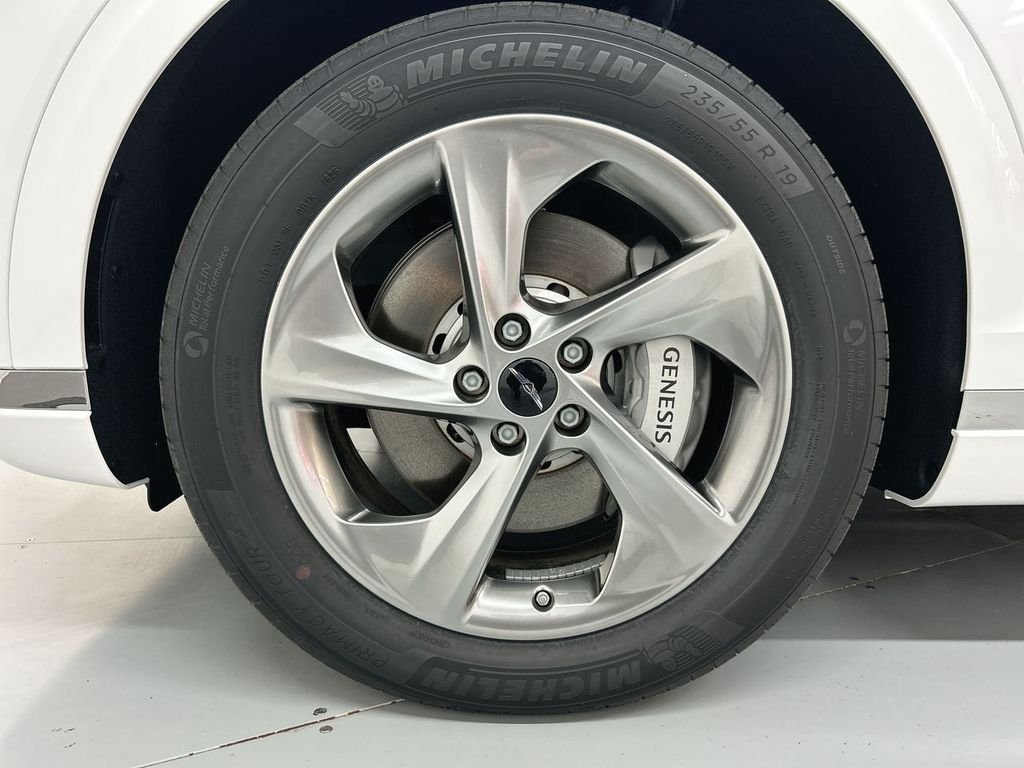 2026 GENESIS GV70 Standard - Photo 10
