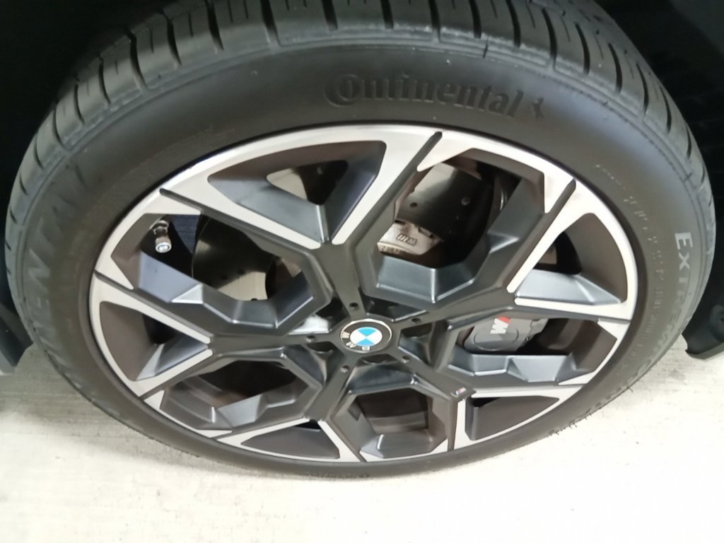Used 2024 Silver Metallic BMW M35i image 14