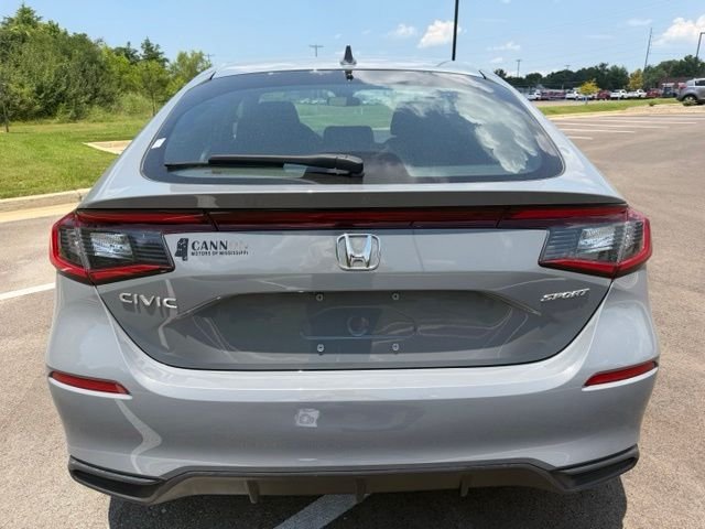Used 2025  Honda Sport image 4
