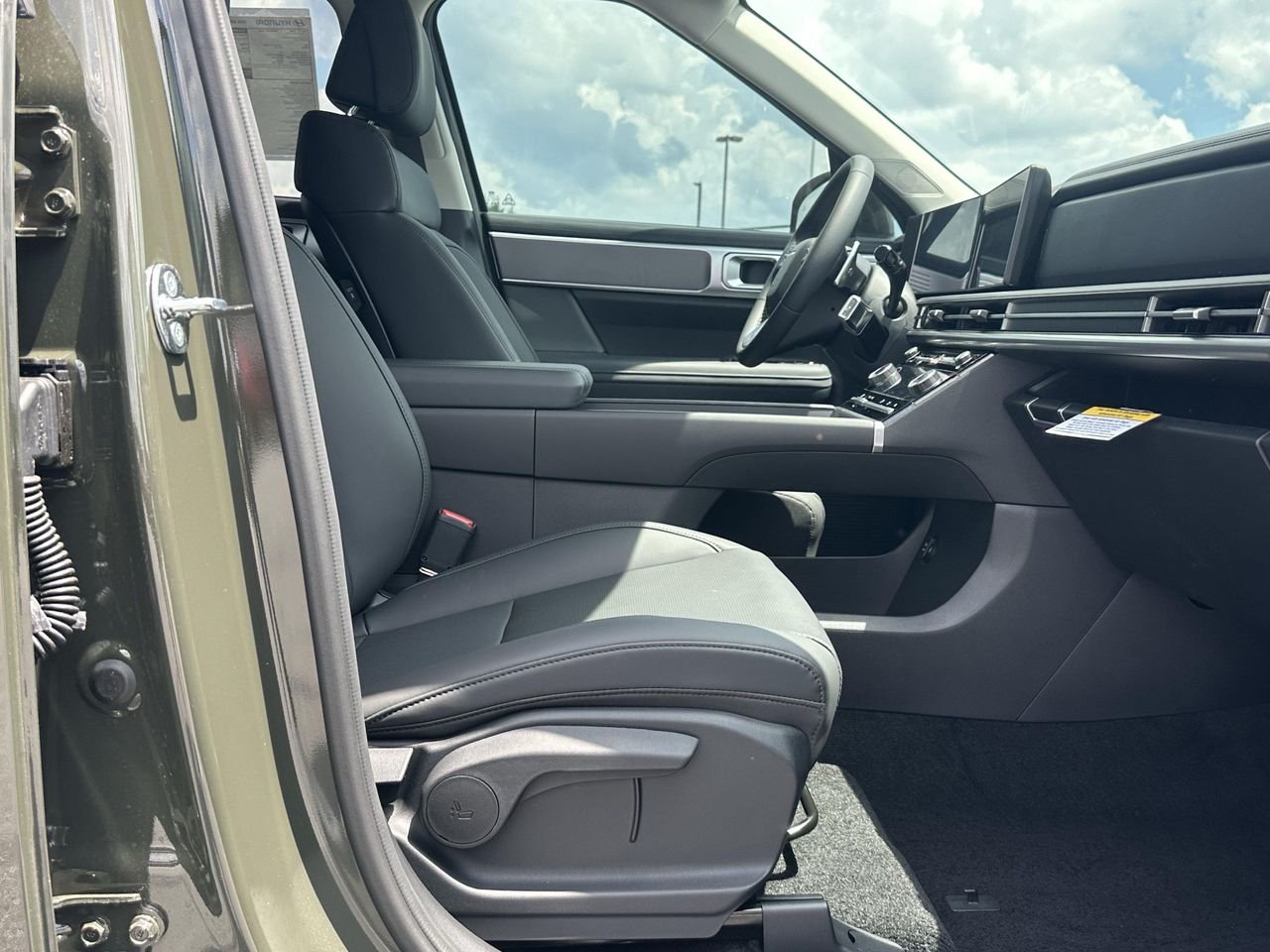 New 2026 Rockwood Green Hyundai SEL image 13