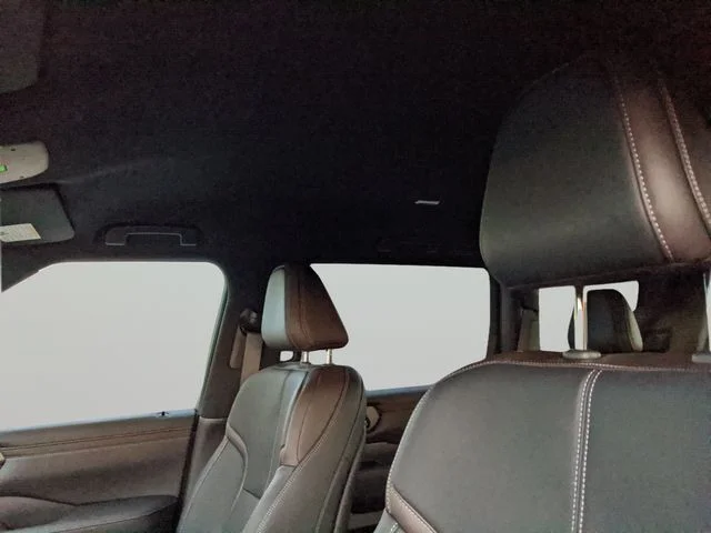 2026 Nissan Armada SL - Photo 16