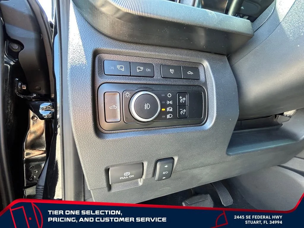Used 2023 Black Ford Platinum image 27