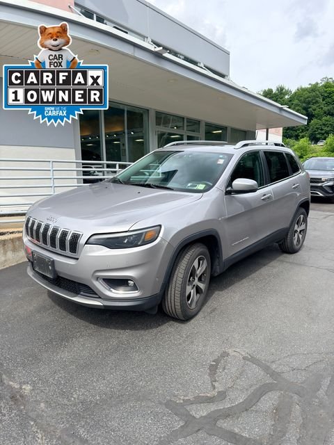 Used 2019 Silver Jeep Limited image 1