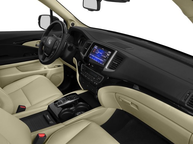 Used 2016  Honda Touring image 15